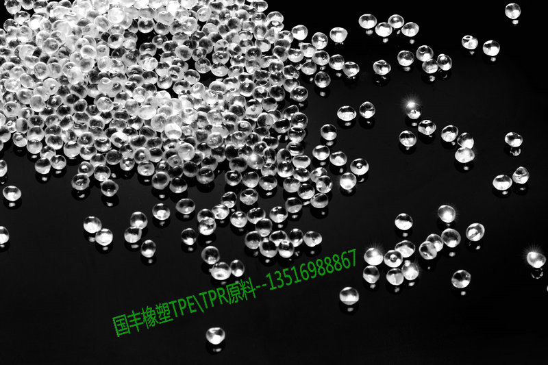 生產(chǎn)軟膠玩具采用TPR材料讓您出口無憂。